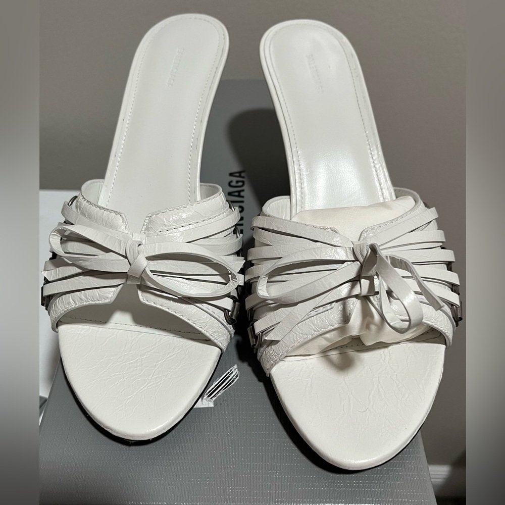 Balenciaga Women's White Sandals with Bow Detail - Made in Italy - 2.5” heel